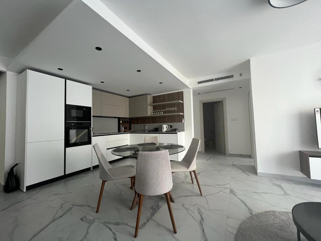 Skylark 2 Apartment With Terrace Is-Swieqi Bagian luar foto